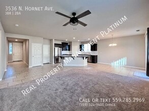 3536 N Hornet Ave in Fresno, CA - Foto de edificio - Building Photo