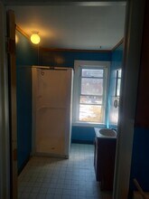 1968 Cudaback Ave, Unit 1 in Niagara Falls, NY - Foto de edificio - Building Photo