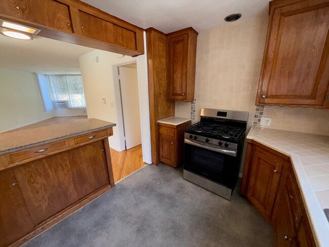 4266 Fulton Ave in Los Angeles, CA - Building Photo - Building Photo