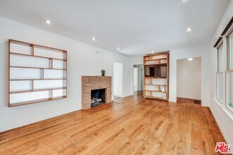 846 Silver Lake Blvd in Los Angeles, CA - Building Photo - Building Photo