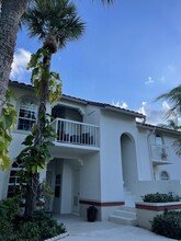 209 Cypress Point Dr in Palm Beach Gardens, FL - Building Photo - Building Photo