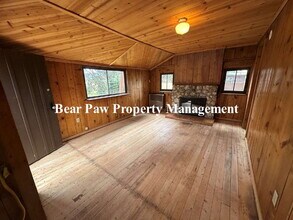 32993 Snowshoe Rd in Evergreen, CO - Building Photo - Building Photo