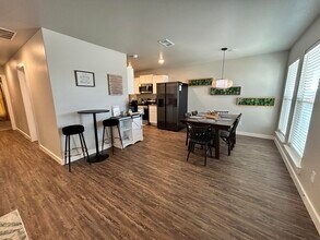 7428 35th St in Lubbock, TX - Building Photo - Building Photo
