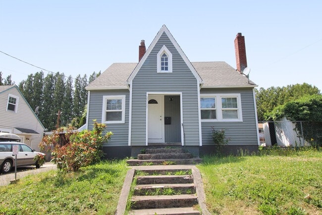 property at 2315 SE 66th Ave