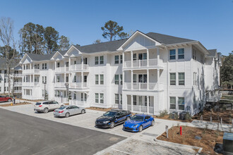 Stono Oaks in Johns Island, SC - Building Photo - Building Photo