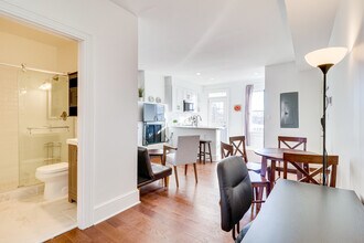 409 Constitution Ave NE, Unit 4 in Washington, DC - Building Photo - Building Photo
