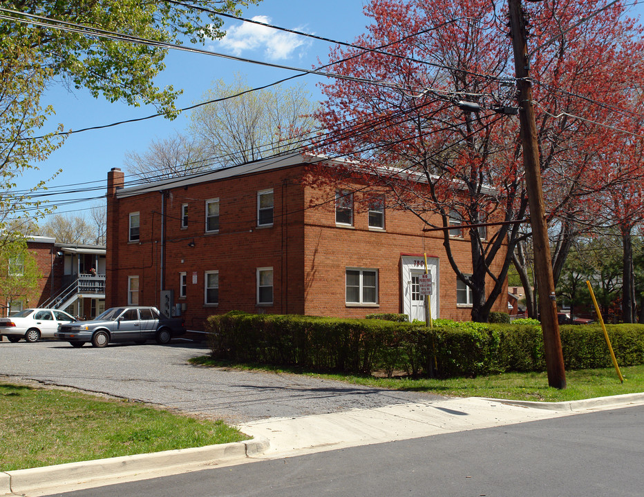 7801 Lockney Ave in Takoma Park, MD - Building Photo