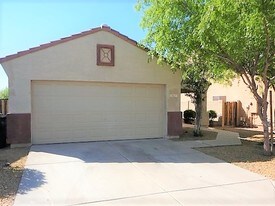 8417 W Hilton Ave in Tolleson, AZ - Building Photo