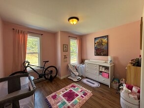 523 Canterbury Dr in Fredericton, NB - Building Photo - Building Photo