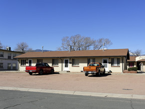 Concord Apartments in Colorado Springs, CO - Building Photo - Building Photo