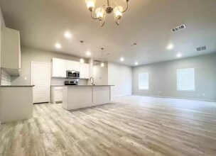 1605 Avenue O in Shallowater, TX - Building Photo - Building Photo