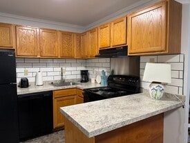 1001 White Oak Rd, Unit D32 in Dover, DE - Building Photo