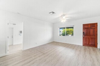 5068 Sunrise Blvd in Delray Beach, FL - Building Photo - Building Photo