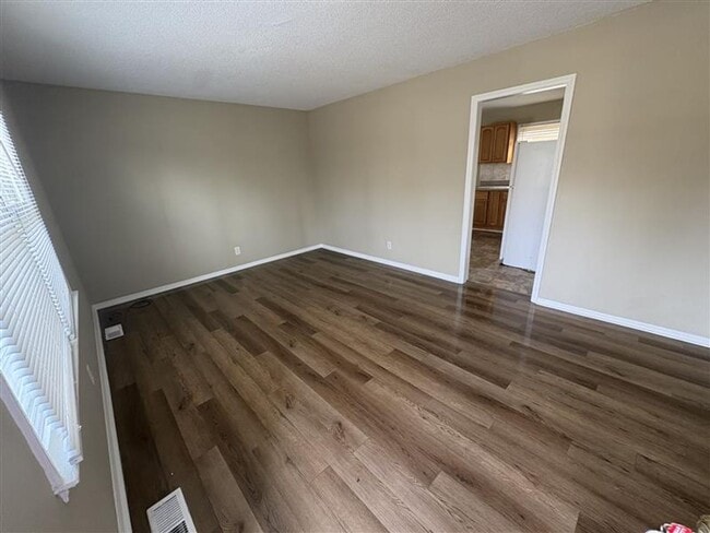 4130 Edgeware Rd in Winston-Salem, NC - Building Photo - Building Photo