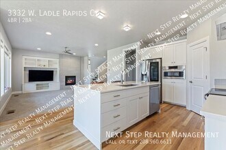 3332 W Ladle Rapids Ct in Meridian, ID - Foto de edificio - Building Photo