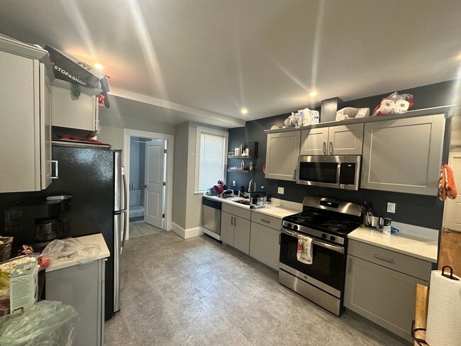 24 Pond St, Unit 2