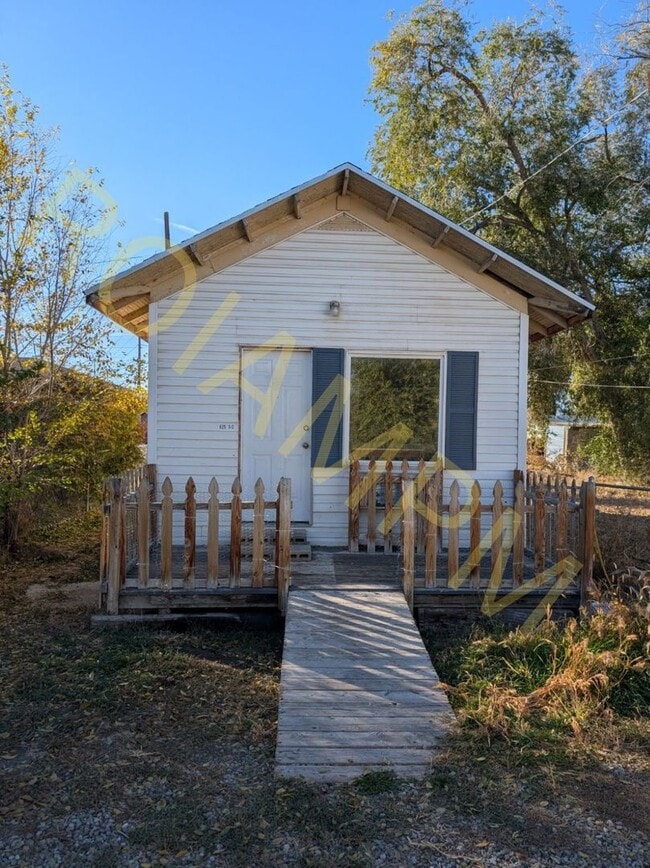 property at 525 Jefferson St