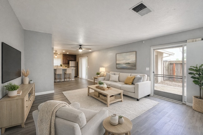 2808 Albany Ave in Davis, CA - Building Photo - Building Photo