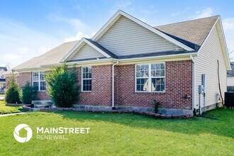 375 Clover Cove Dr in Shepherdsville, KY - Building Photo - Building Photo