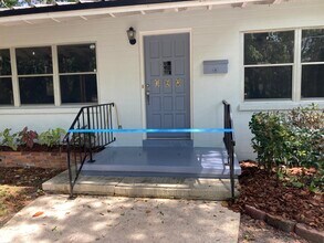 302 NW 13th Ave in Gainesville, FL - Building Photo - Building Photo