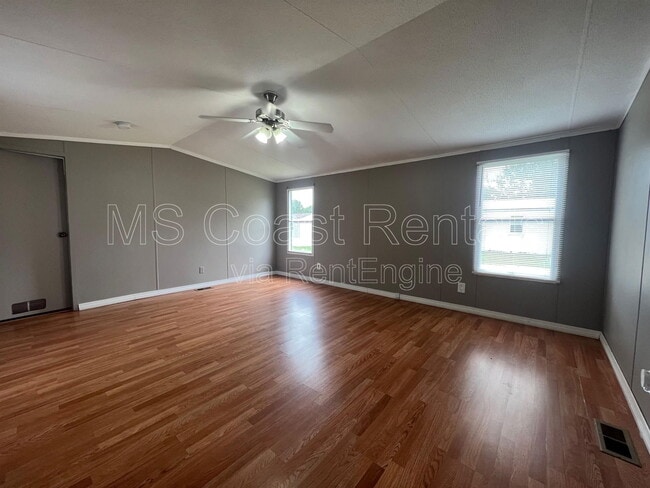 property at 8400 W Oaklawn Rd