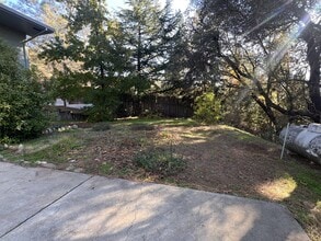 10647 Newtown Rd in Nevada City, CA - Building Photo - Building Photo