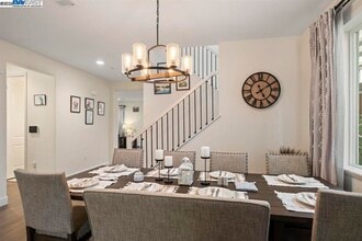 2525 Modena Dr in Pittsburg, CA - Building Photo - Building Photo
