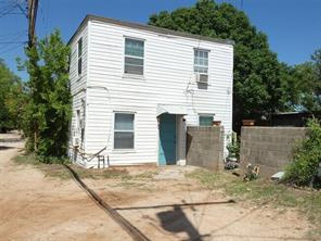 property at 609 E North 16th St