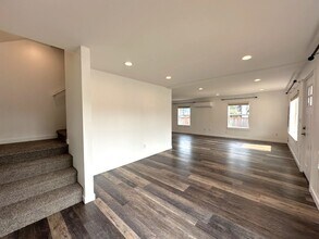 5201 64th St W in University Place, WA - Building Photo - Building Photo