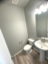 251 N Riverside Dr in Saratoga Springs, UT - Building Photo - Building Photo