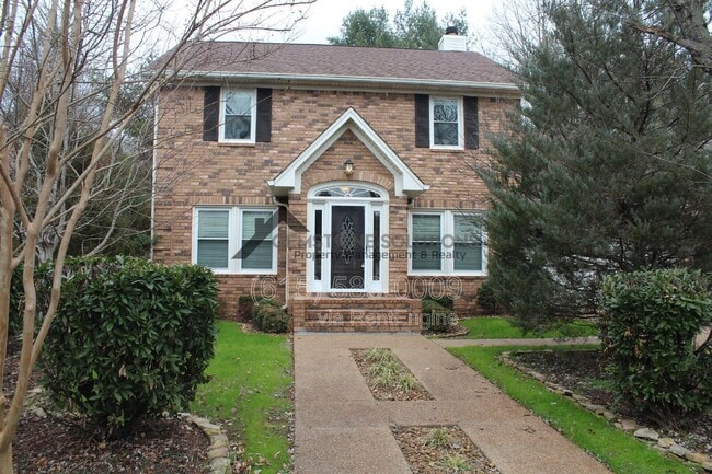 430 Maplegrove Dr in Franklin, TN - Building Photo - Building Photo