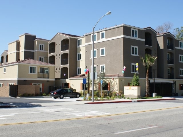 Campus Commons in Arcadia, CA - Building Photo