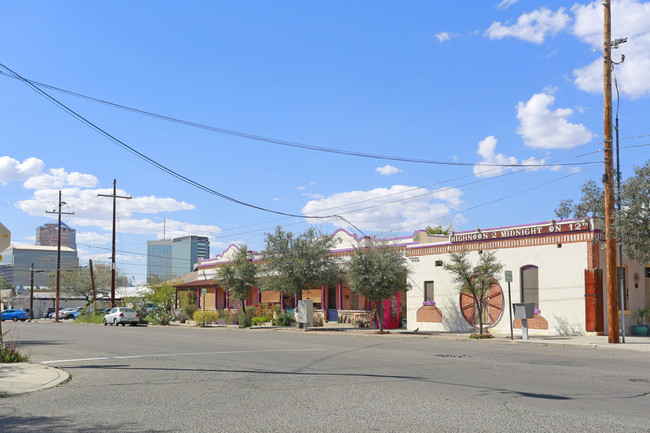 335-345 E 12th St in Tucson, AZ - Building Photo - Building Photo