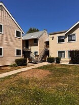 7441 Auburn Oaks Ct in Citrus Heights, CA - Building Photo
