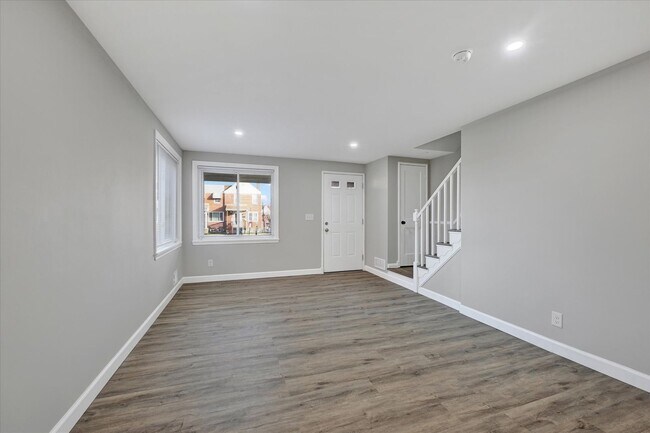 7513 Durwood Rd in Dundalk, MD - Building Photo - Building Photo