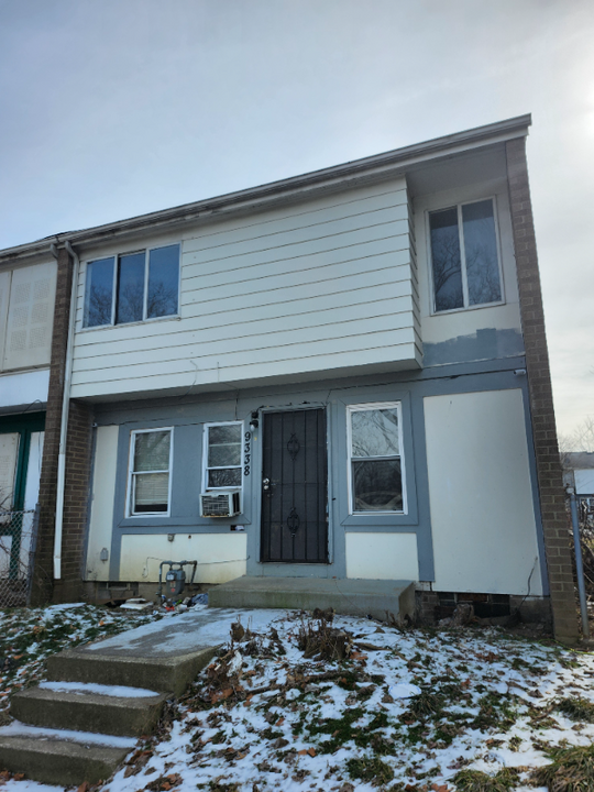 9338 Mt Auburn Ave in Cleveland, OH - Building Photo