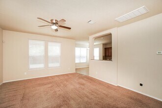 11708 Northern Star in Schertz, TX - Building Photo - Building Photo