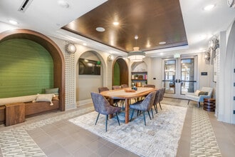 Alexan Ludlam Trace in Miami, FL - Foto de edificio - Interior Photo