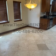 1115 455 W in Midway, UT - Foto de edificio - Building Photo
