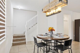 24313 SW 115 Ct in Princeton, FL - Foto de edificio - Building Photo