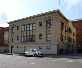 375 14th St in San Francisco, CA - Building Photo - Building Photo