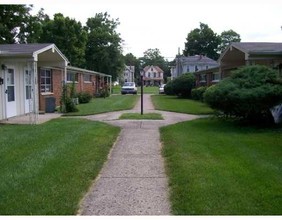 37 E Madison Ave in Springfield, OH - Foto de edificio - Other