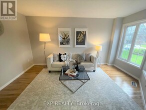 63 Beacon Way in Ottawa, ON - Building Photo - Building Photo