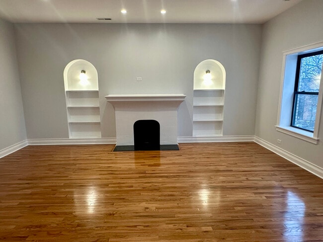 2308 W Farwell Ave in Chicago, IL - Building Photo - Building Photo