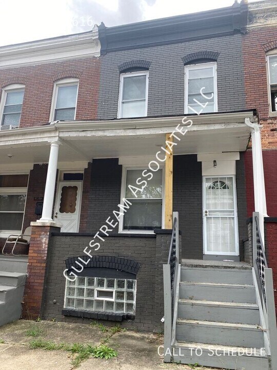2741 W Fairmount Ave in Baltimore, MD - Building Photo
