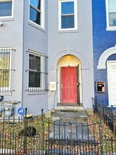 118 Bates St NW in Washington, DC - Building Photo - Building Photo