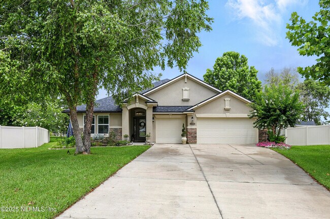 property at 2304 Evening Breeze Ln
