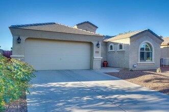 2938 E Quiet Hollow Ln in Phoenix, AZ - Building Photo - Building Photo