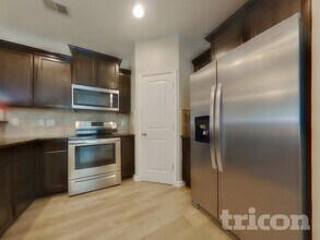 209 Autumn Stroll Ct in Lexington, SC - Building Photo - Building Photo