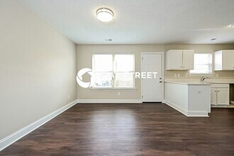 357 Coral Cir in Mcdonough, GA - Building Photo - Building Photo